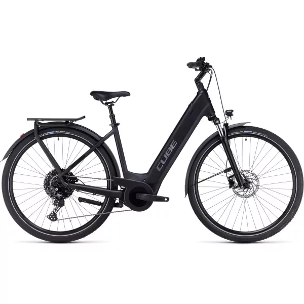 Cube-Touring-Hybrid-pro-625-2023-cadre-ouvert-noir-1.webp