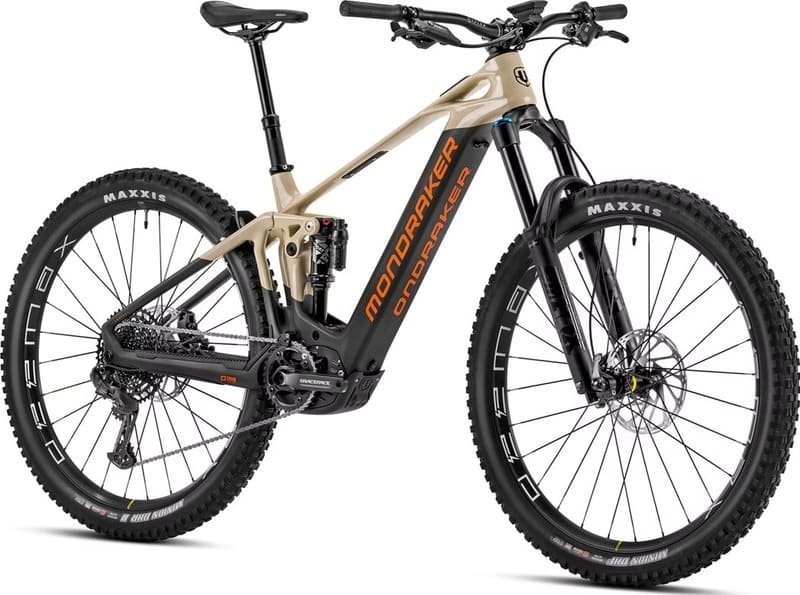 Mondraker-Crafty-Carbon-R-29-1_11zon.jpg