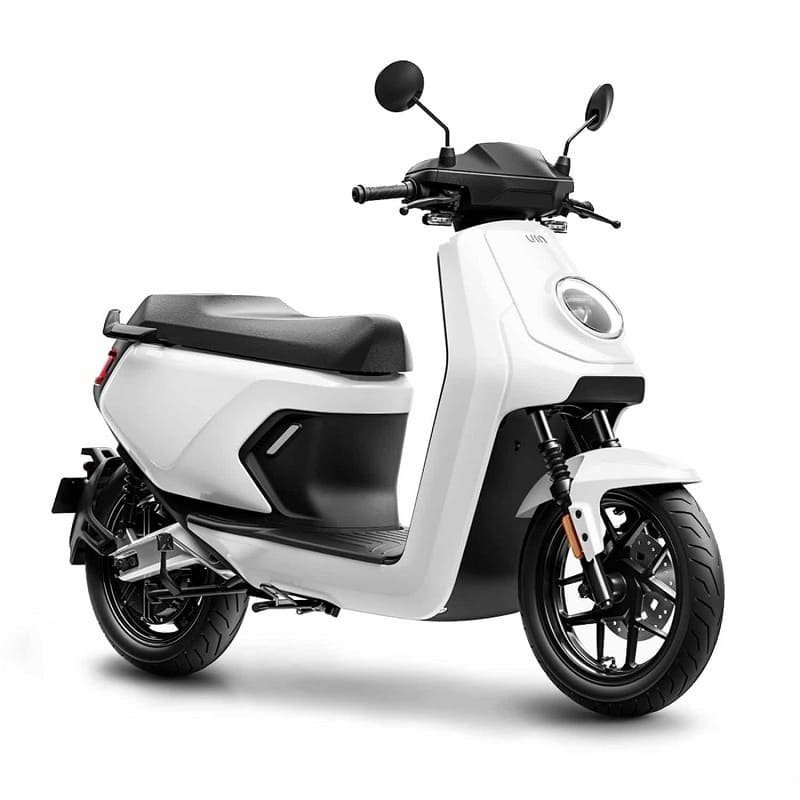Scooter-Electrique-125-NIU-MQi-GT-Evo-blanc.jpg