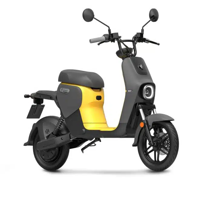 Scooter-Electrique-Segway-B110s-jaune.webp