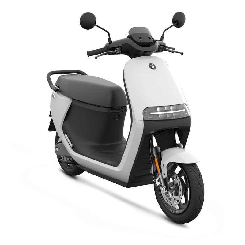 Scooter-Electrique-Segway-E110s-blanc.jpg