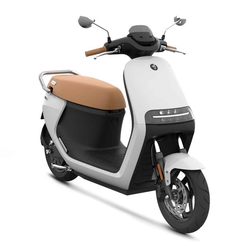 Scooter-Electrique-Segway-E125S-Blanc.jpg