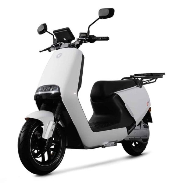 Scooter Electrique Yadea G5 Pro Delivery