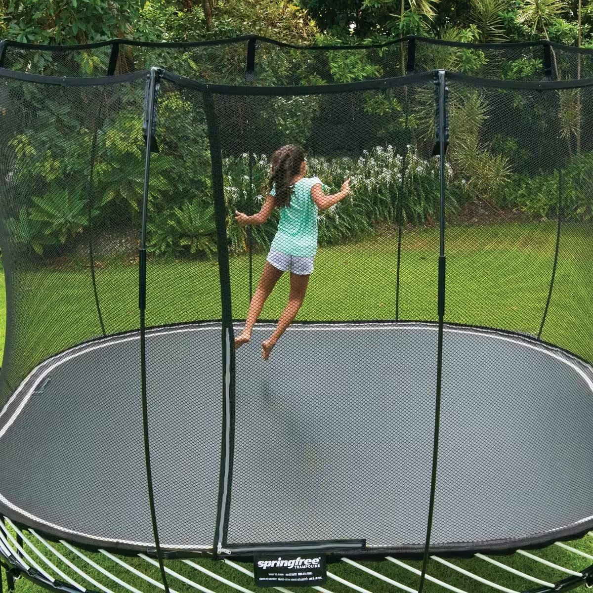 Springfree-Trampoline-S113-2_11zon.jpg