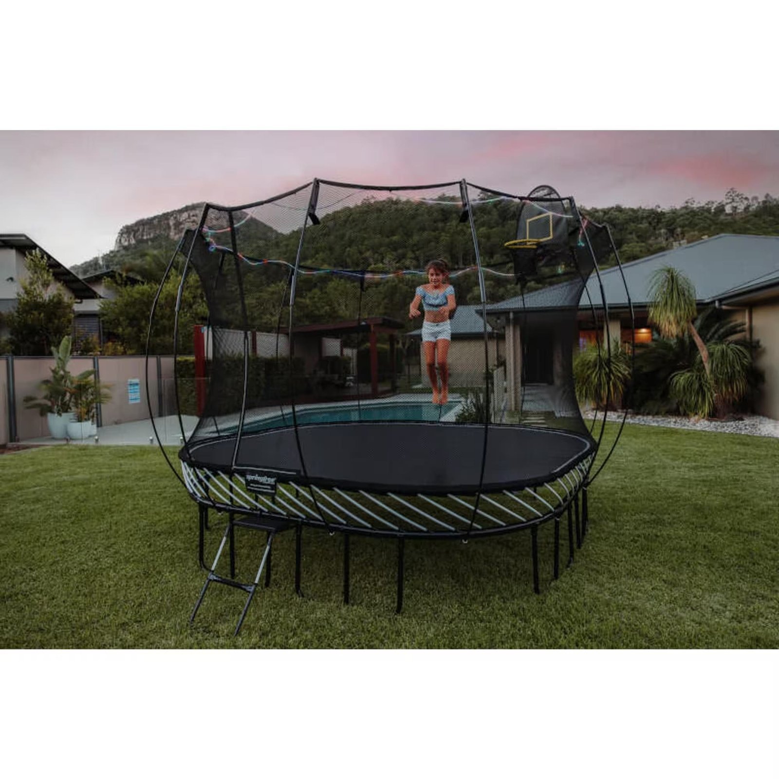 Springfree-Trampoline-S113-3_11zon.jpg