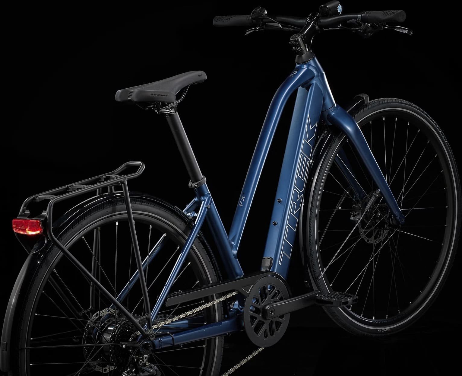 Trek-FX-2-250-Wh-Bleu-8_11zon.jpeg